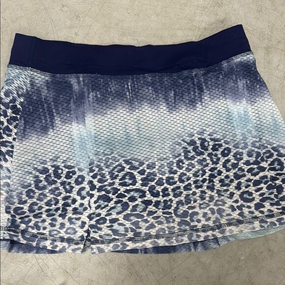 Leopard Print Blue Skirt - SOFIBELLA Tennis Skirt - Size Medium - NWOT - Picture 1 of 3